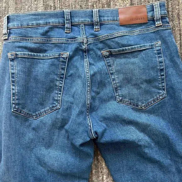 Tecovas Men's Standard Jeans, Straight Leg, Medium Blue Wash 34 x 30 - Picture 4 of 9